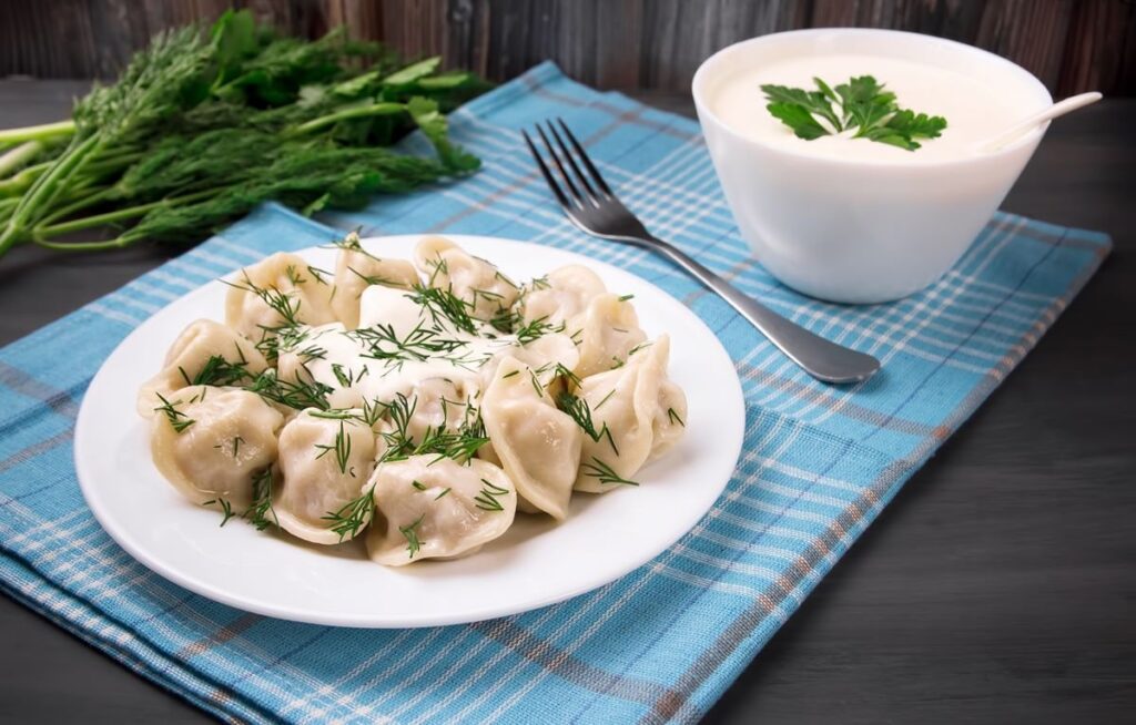 Фото 13 — Рецепт домашних пельменей с мясом и луком