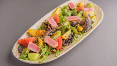 Photo of Салат нисуаз: французский классик с тунцом и оливками