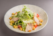 Photo of Цезарь с курицей: идеальное блюдо для обеда