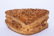 Photo of Хачапури: грузинское блюдо с сыром и тестом